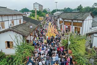 逆天空接吓人！字母哥第三节9中6独砍17分2板1助1帽